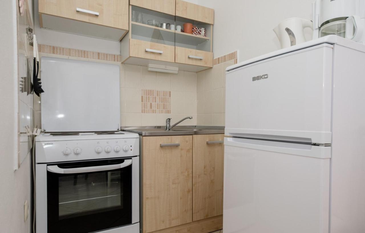 Apartments Makaus Supetarska Draga Bilik gambar